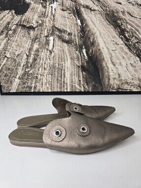 Mercedes Castillo Zaki Mule